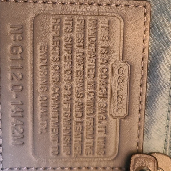 Coach Hobo Bag - Picture 6 of 8